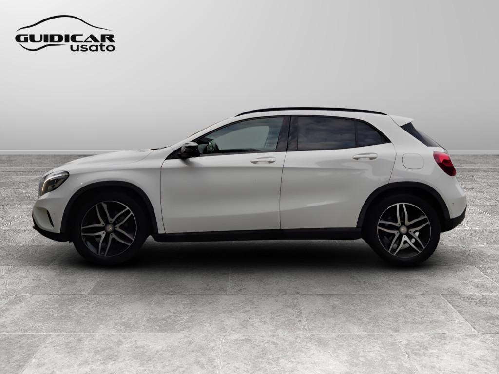 Mercedes-Benz GLA-X156 2014 - GLA 220 d (cdi) Sport 4matic 170cv auto