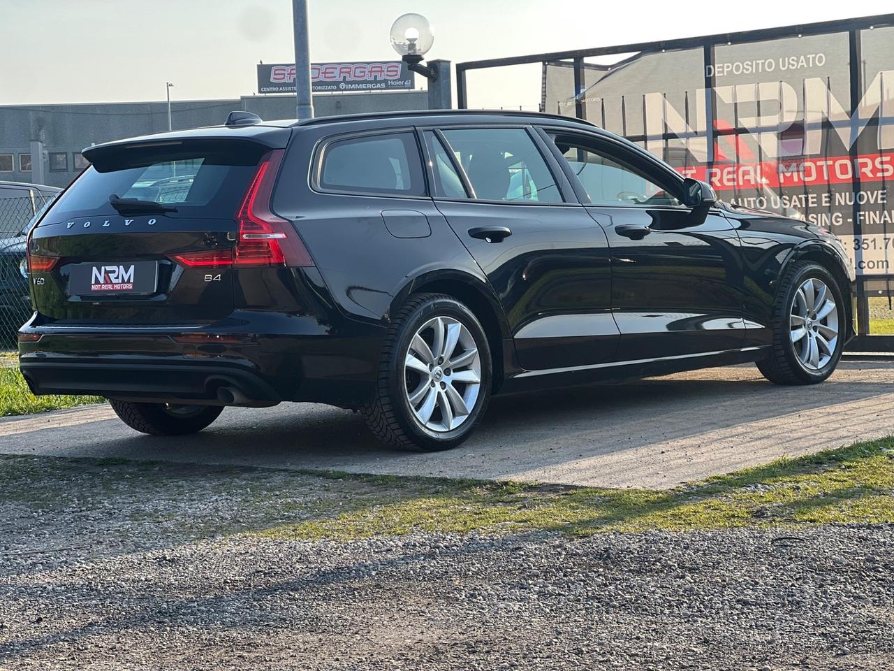 Volvo V60 B4 (d) Geartronic R-Design