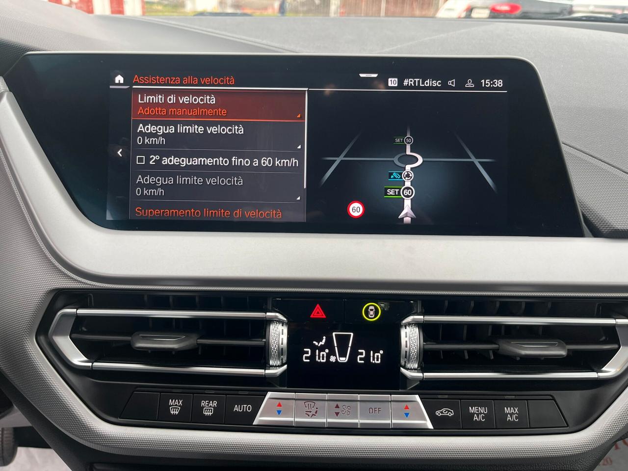 Bmw 118 118d 5p. Business Advantage