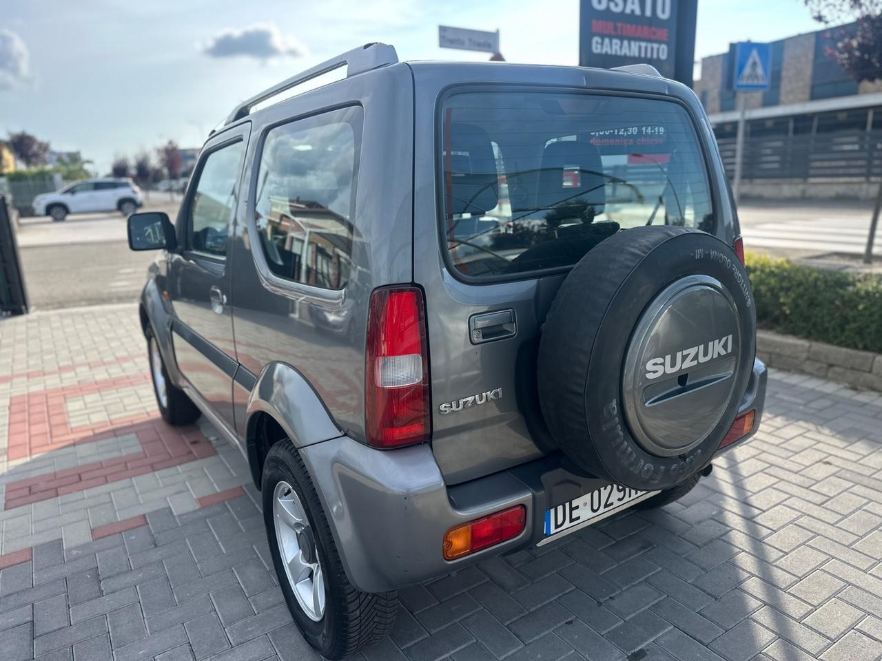 Suzuki Jimny 1.3i 85CV 4WD UNICO PROPRIETARIO