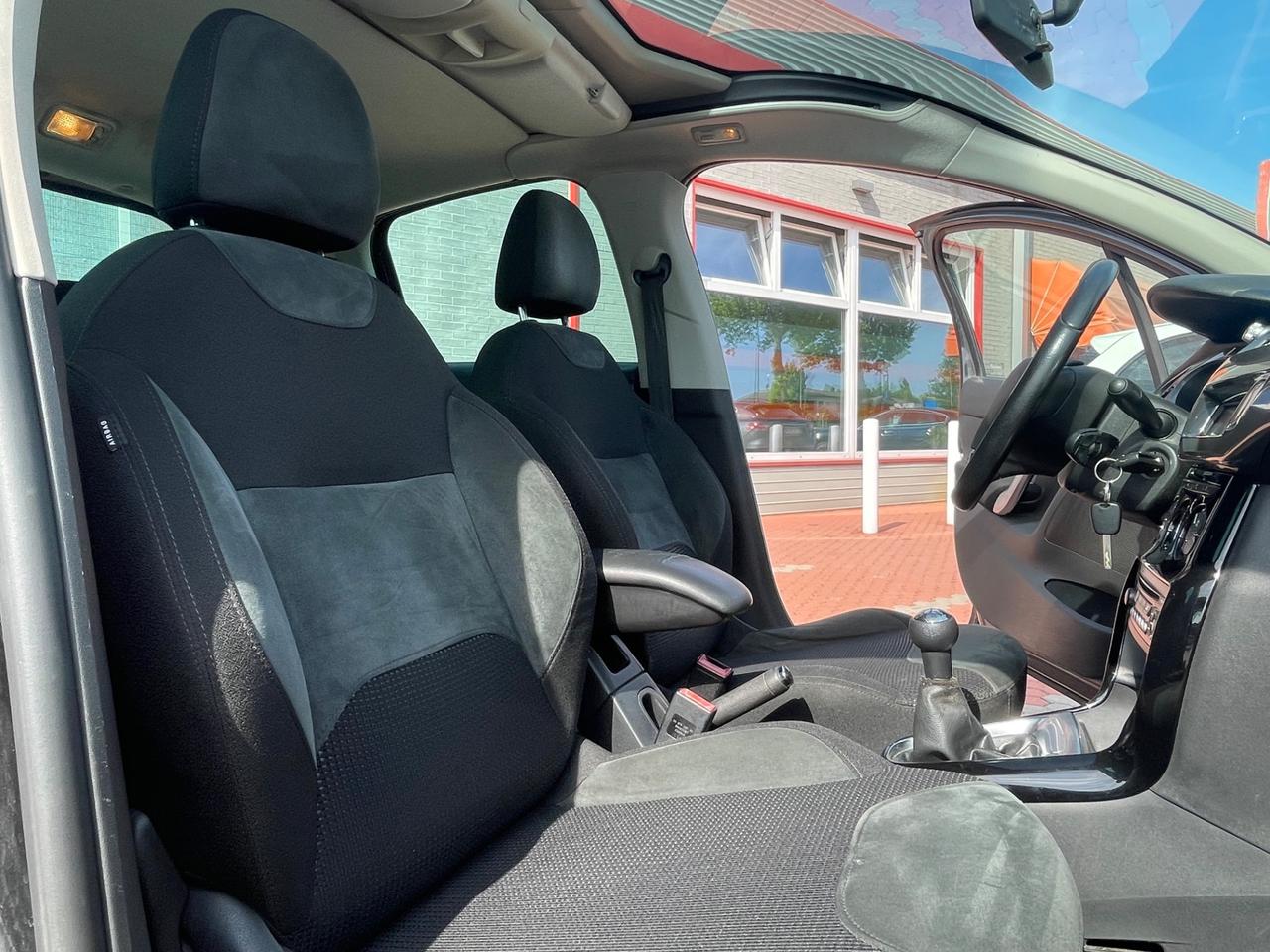 Citroen C3 1.4 VTi 95 Exclusive TETTO PANORAMICO