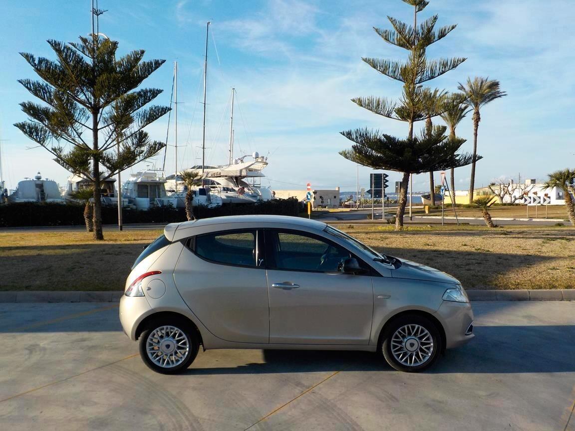 Lancia Ypsilon 1.3 MJT 16V 95 CV 5 porte S&S Gold