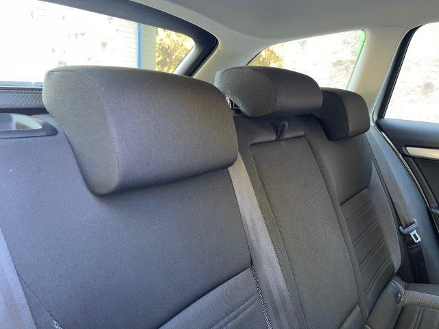 SKODA Octavia SW 1.6 TDI 115CV DSG NAVIGATORE SENSORI PARCHEGGIO