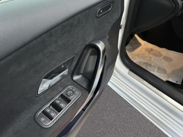 MERCEDES-BENZ A 180 Automatic AMG Line Advanced Plus