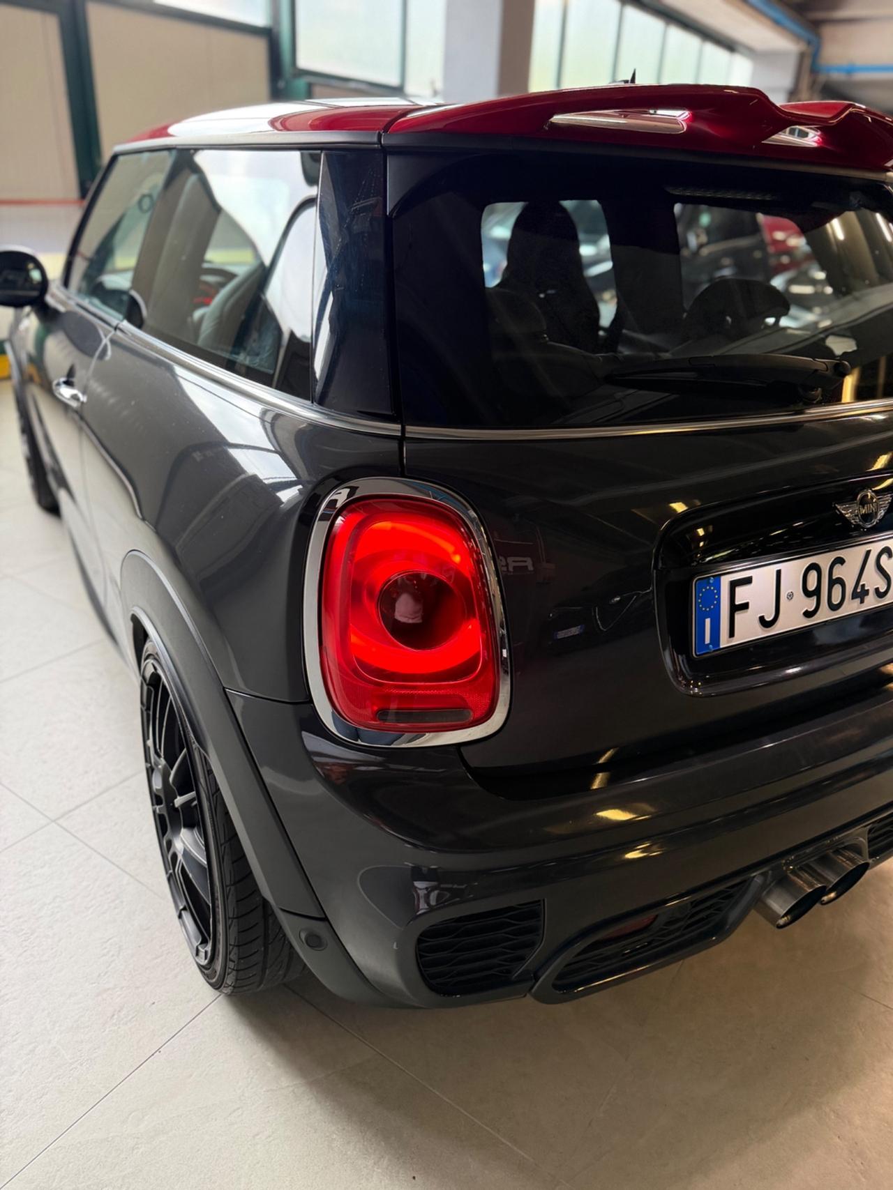 Mini JONH COOPER WORKS 231CV KMCERT UNICOPR EU6B