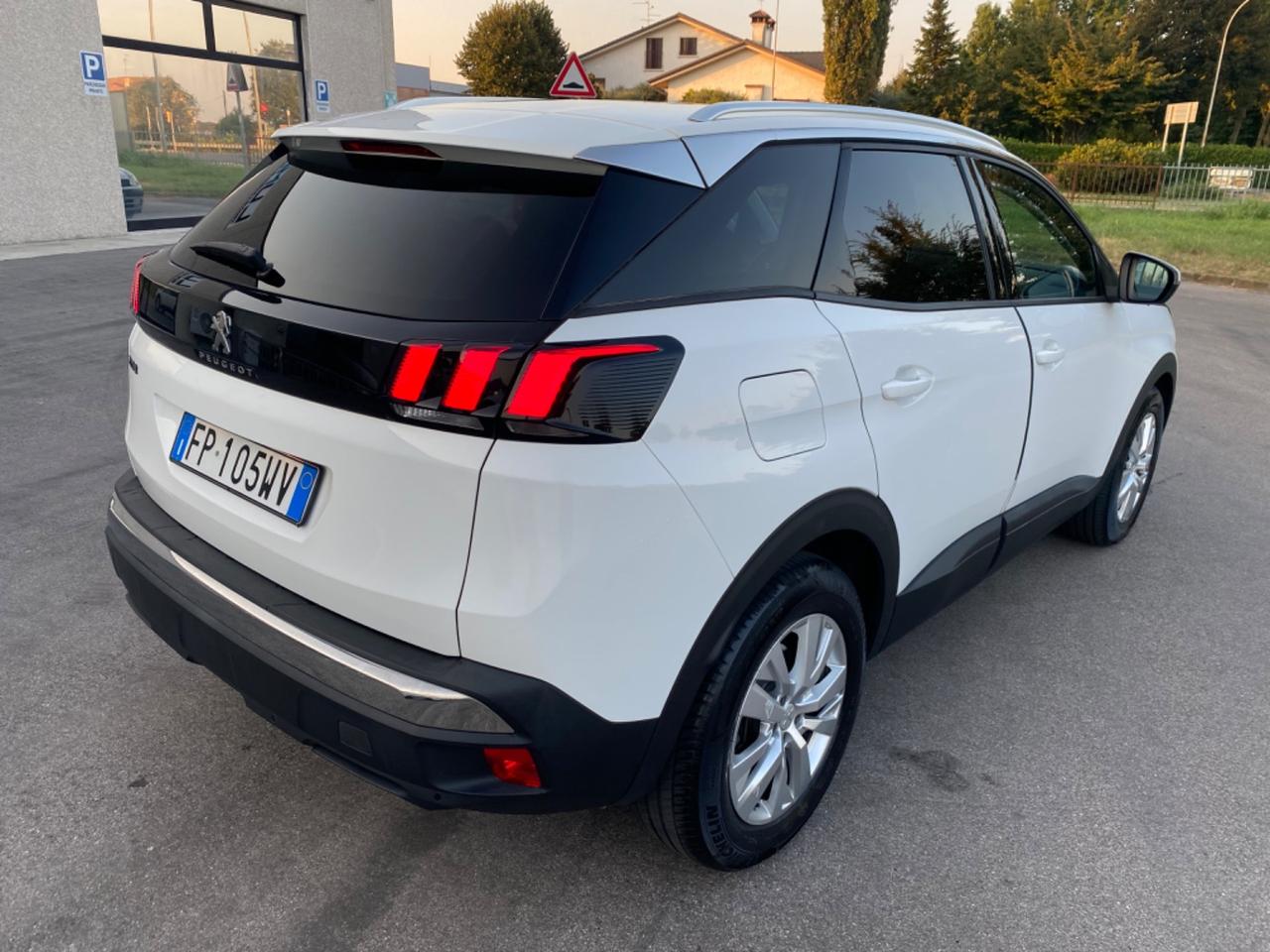 Peugeot 3008 1.5 130 Cv EAT8 Led EURO 6D Garantita