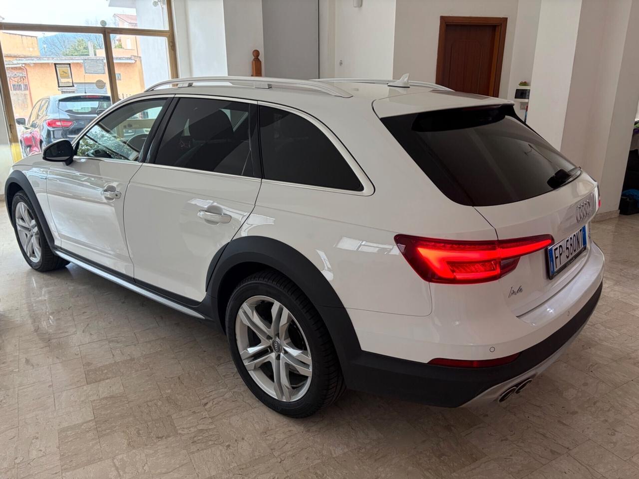 AUDI A4 ALLROAD 2.0 TDI BUSINESS EVOLUTION