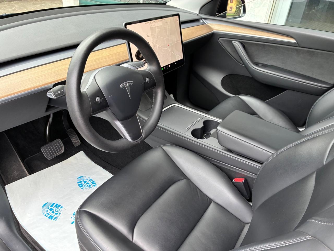 Tesla Model Y Long Range Dual Motor 4WD