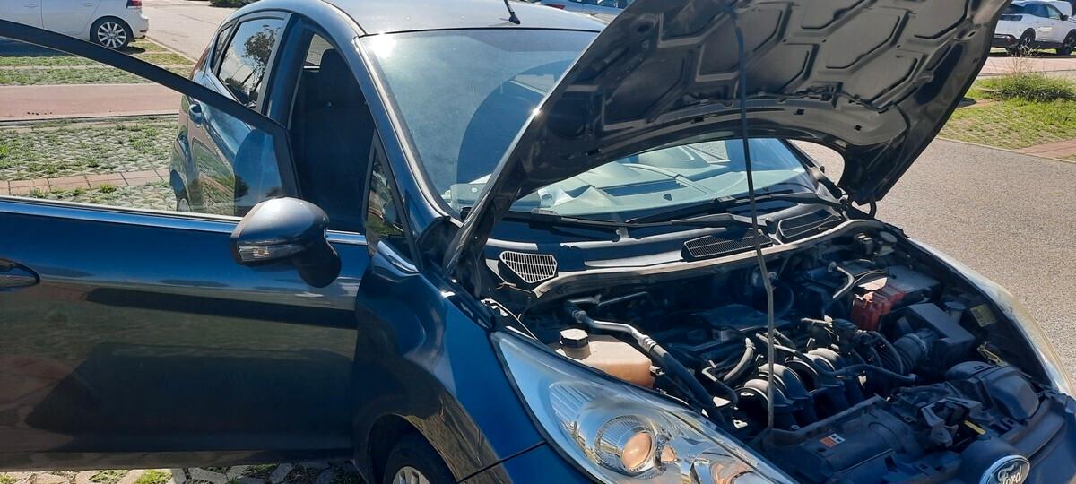 Ford Fiesta 1.4 3 porte Bz.- GPL Titanium