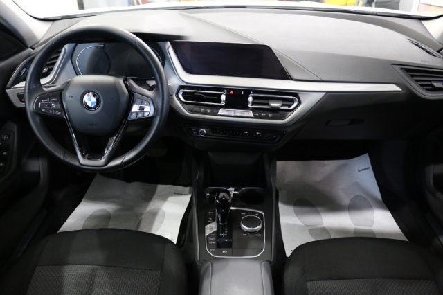 BMW 116 d 5p. Business Advantage