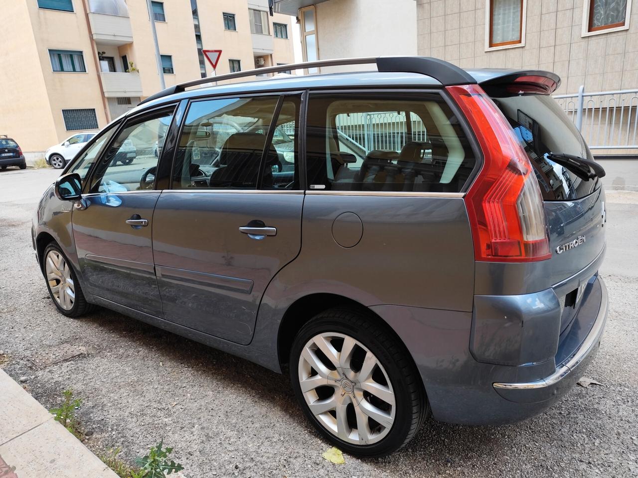 Citroen C4 Grand Picasso 2.0 HDi 7 POSTI TETTO