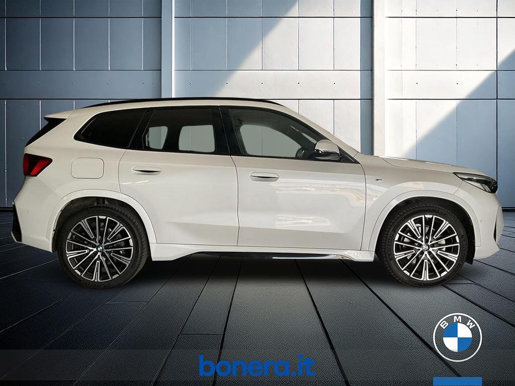 BMW X1 20 i Mild Hybrid 48V sDrive DCT