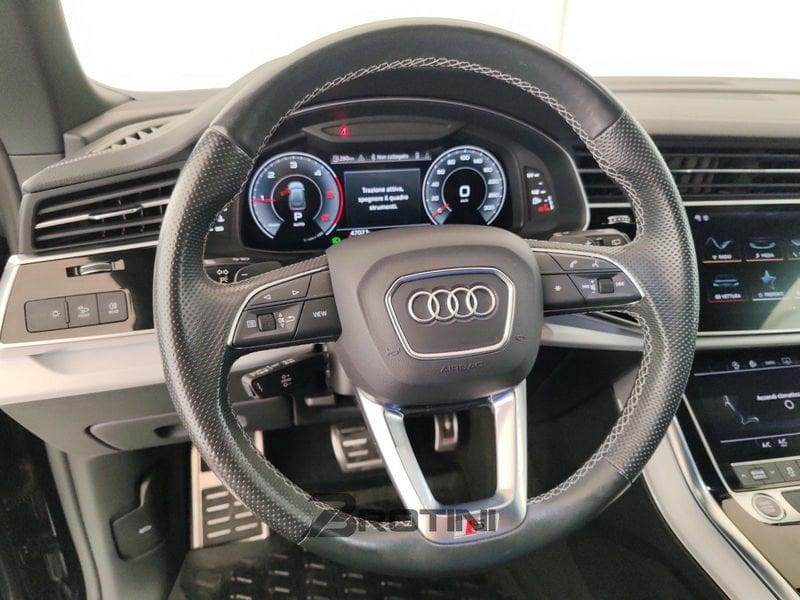 Audi Q8 Q8 3.0 tdi mhev S line edition quattro 231cv tiptronic