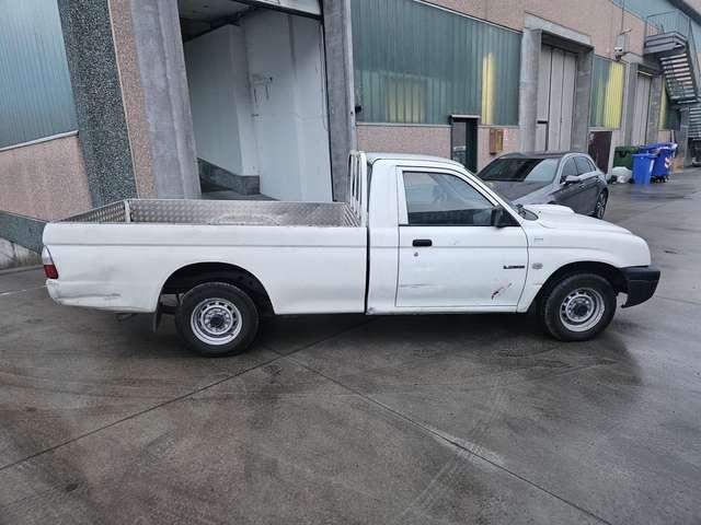 Mitsubishi L200 c.cab 2.5 tdi DUE RUOTE MOTRICI