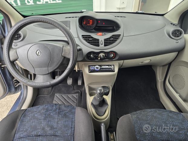 Renault Twingo 1.2i 58cv
