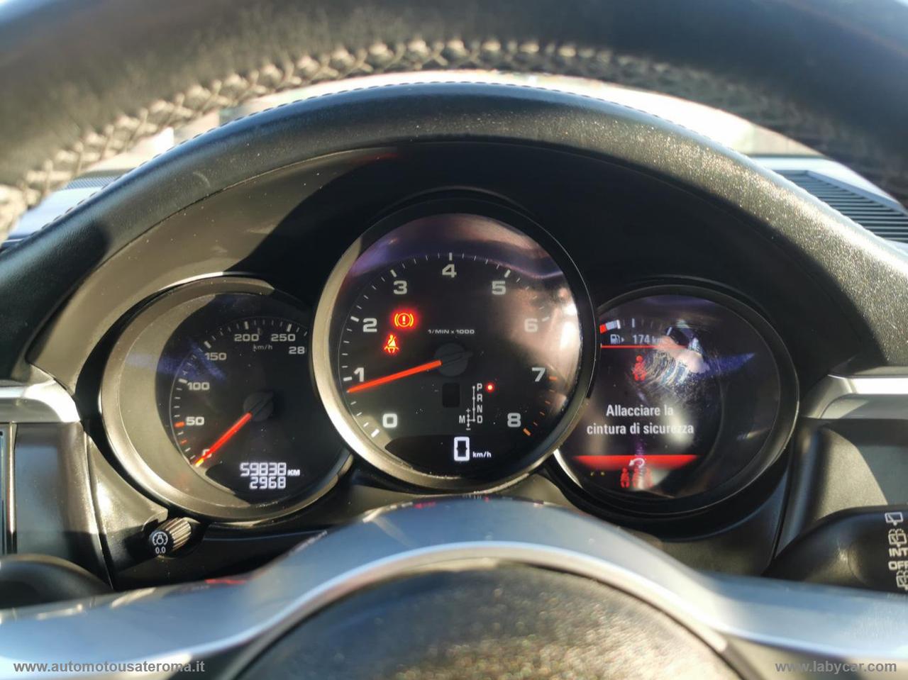 PORSCHE Macan 2.0 RATE AUTO MOTO SCOOTER