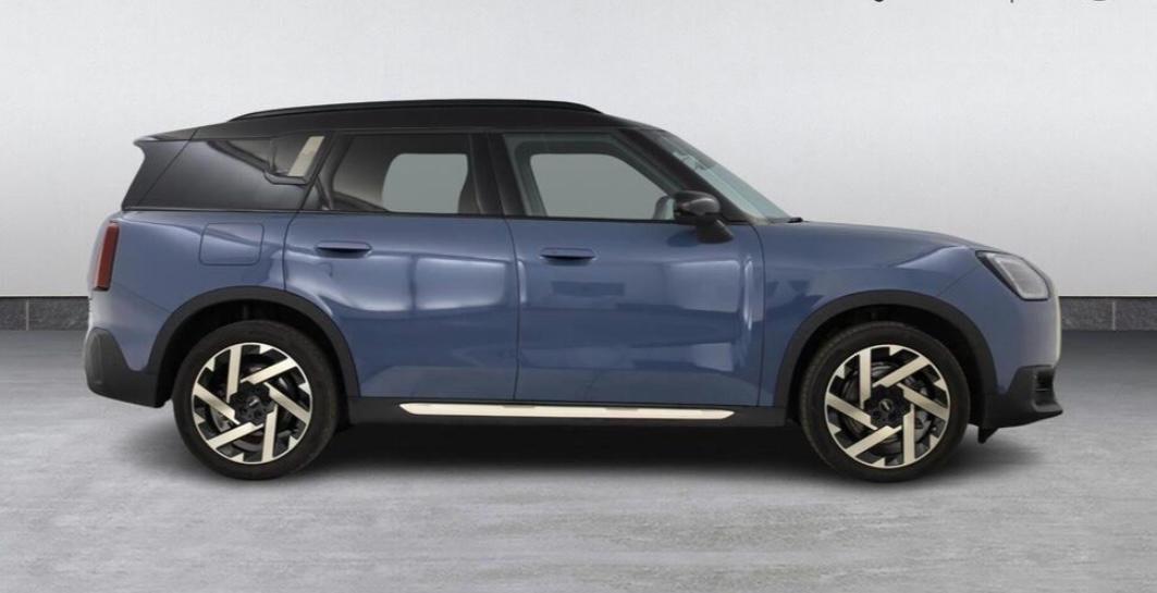 Mini Cooper Countryman diesel - Favoured