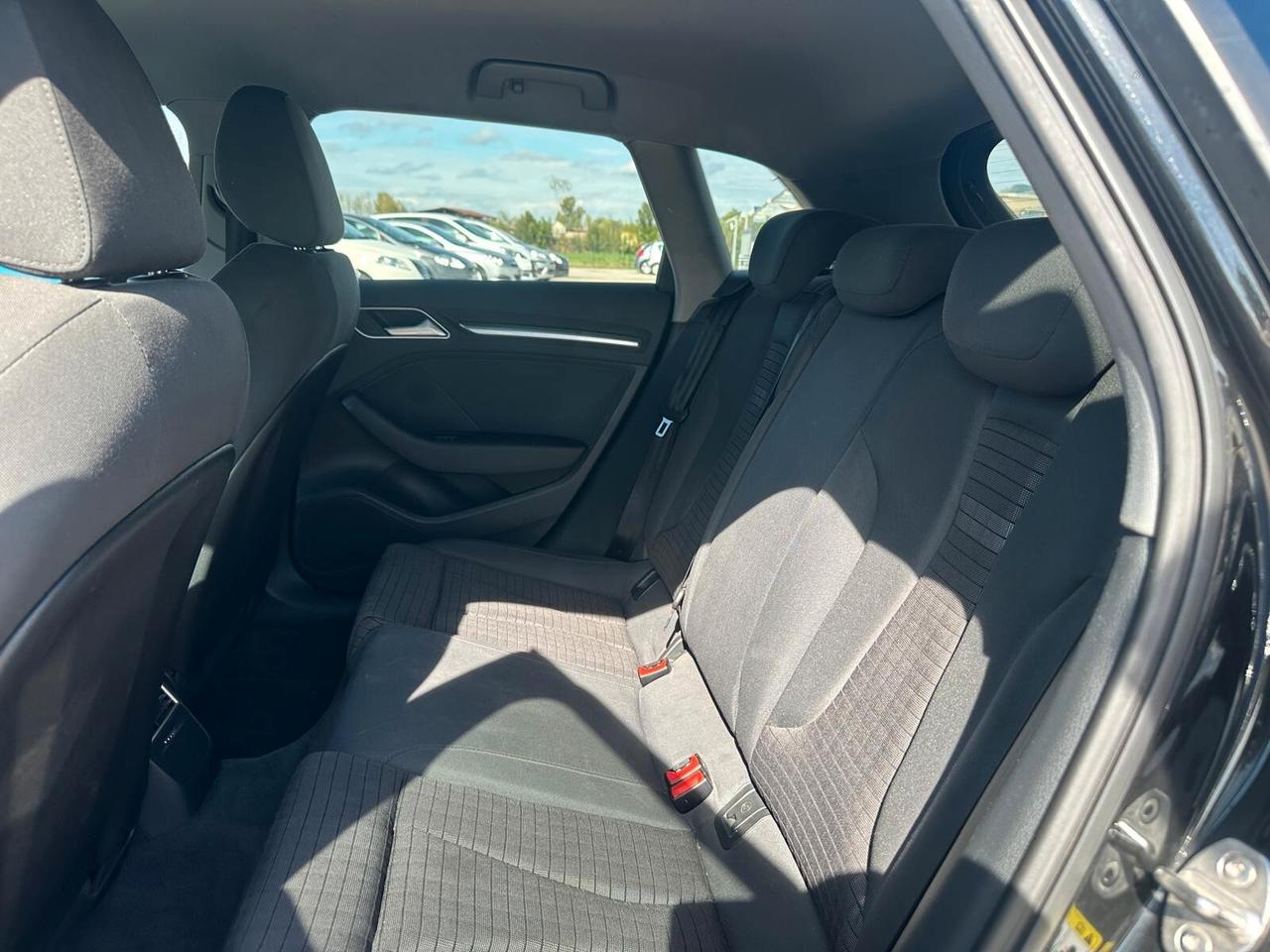 Audi A3 1.6 Sport Automatica