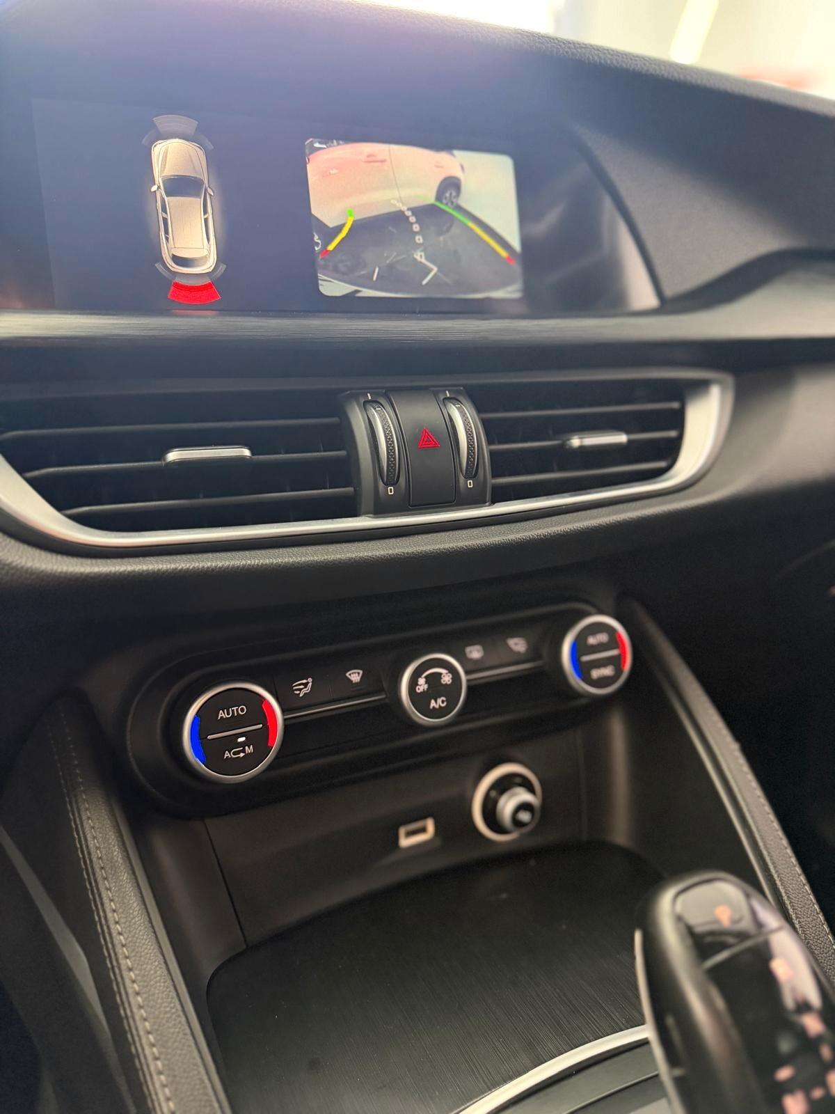Alfa Romeo Stelvio 2.2 Turbodiesel 180 CV AT8 RWD Executive