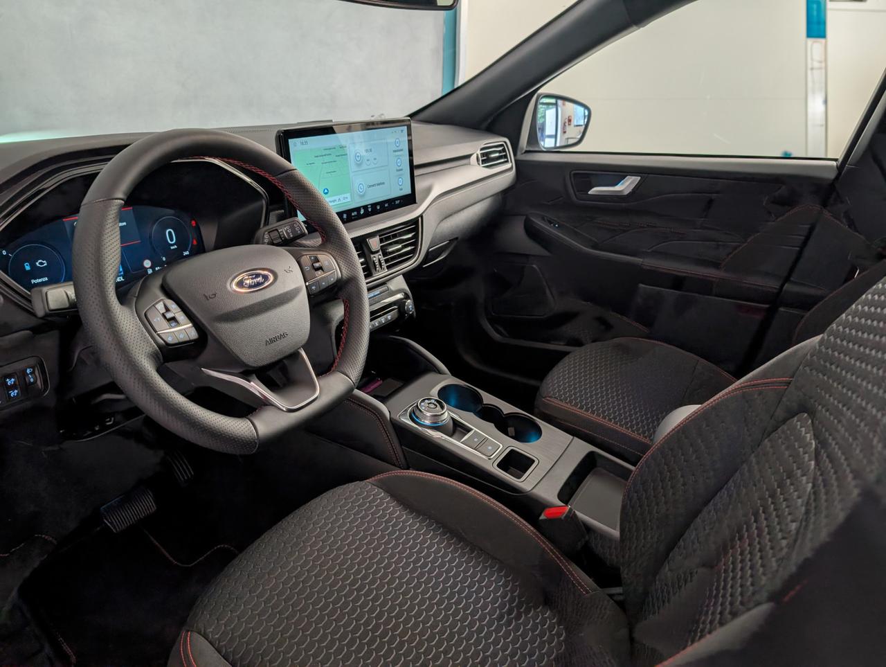 Ford 2.5 Hybrid 180cv Automatic ST-Line