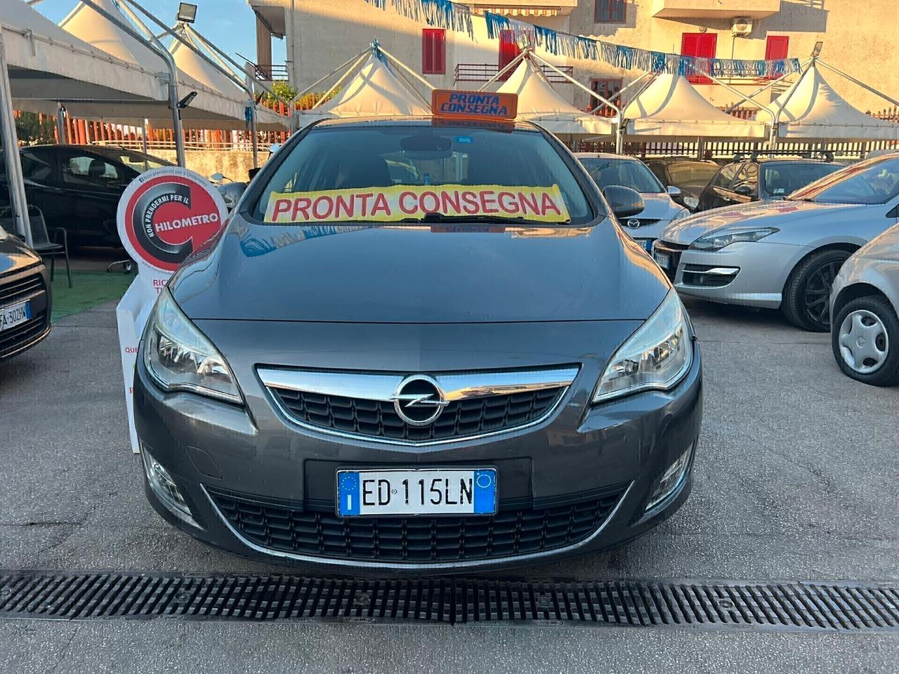 Opel astra 1.4 benzina Anno 2011 Con 136.000 km