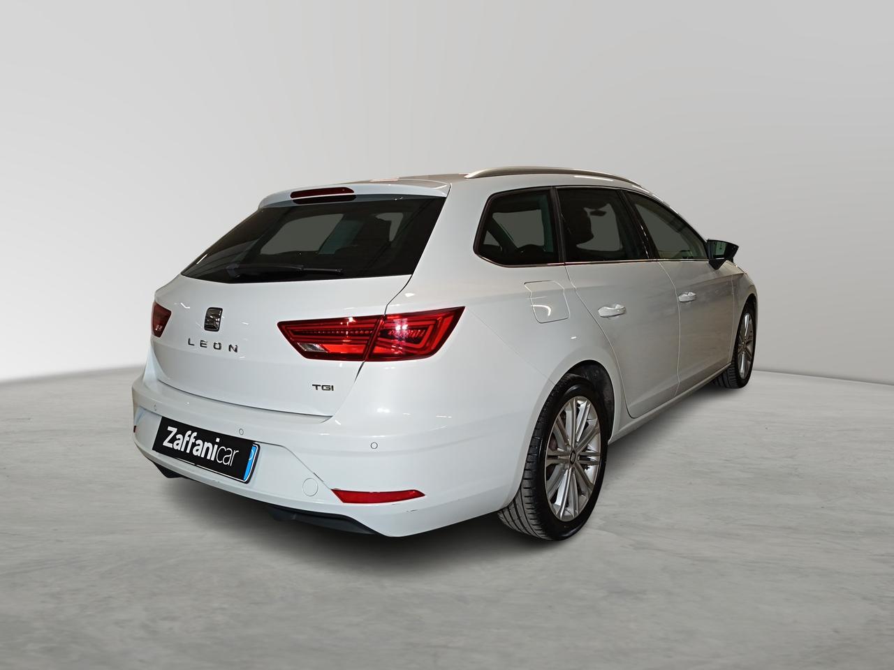 SEAT Leon 3ª serie - Leon 1.5 TGI DSG ST XCELLENCE