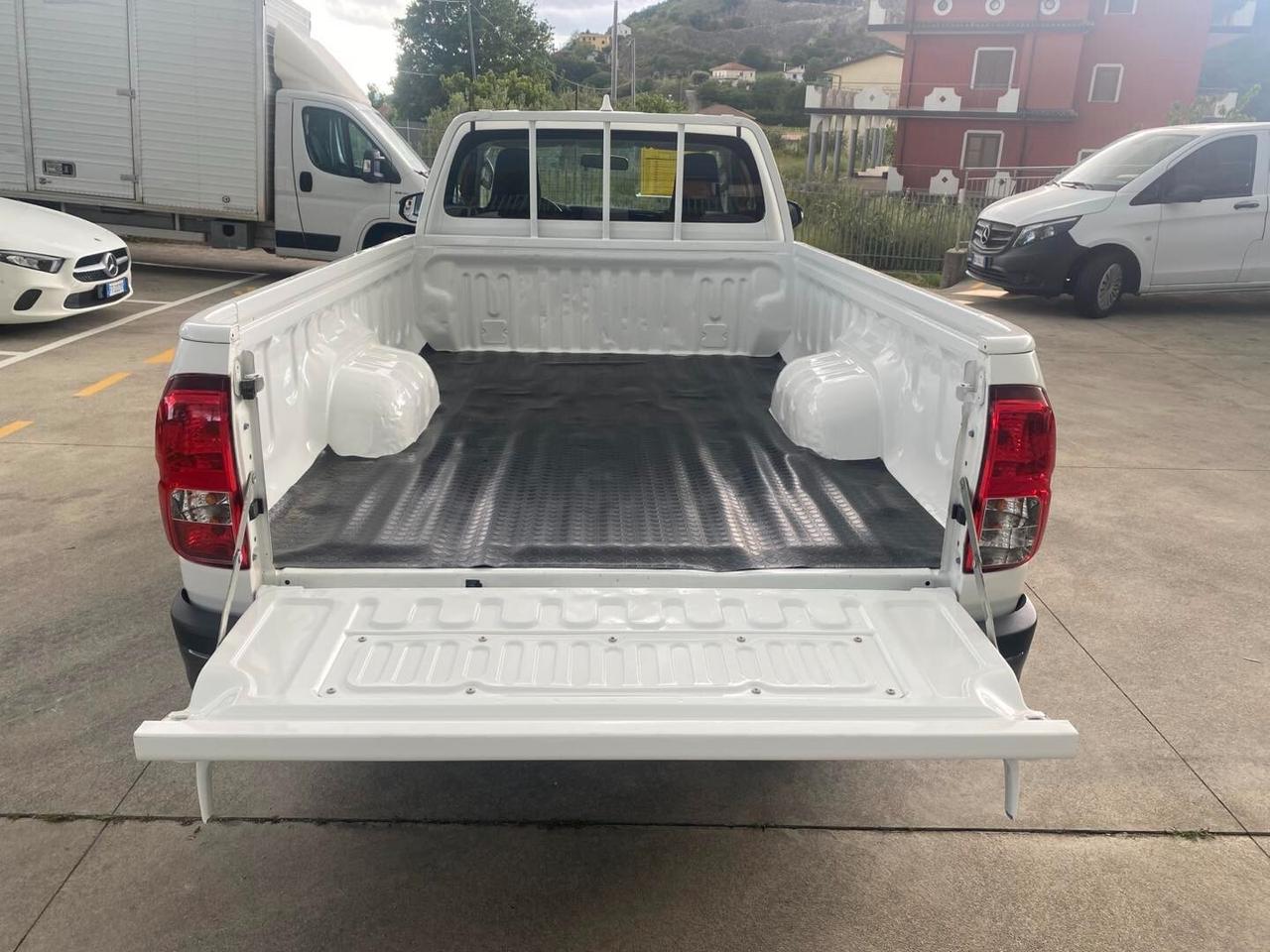 Toyota Hilux 2.4 D-4D 4WD 2 porte Single Cab Comfort