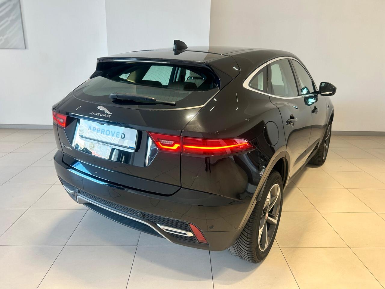 Jaguar E-Pace 2.0D I4 163 CV AWD Auto SE AUTOCARRO N1