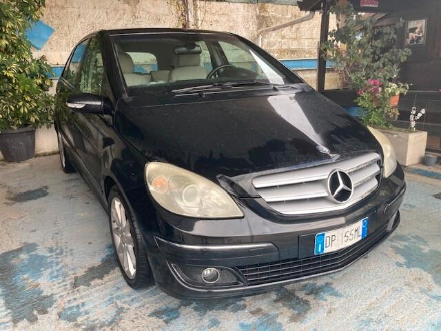 Mercedes-benz B 150 B 150