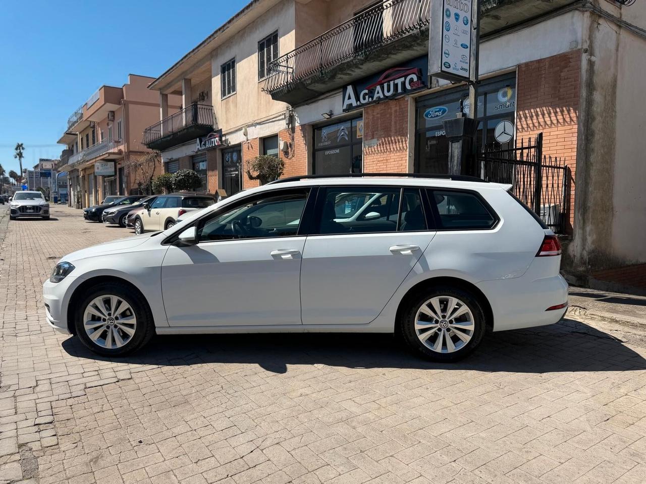 Volkswagen Golf Variant 1.6 TDI 115 CV Business BlueMotion Technology