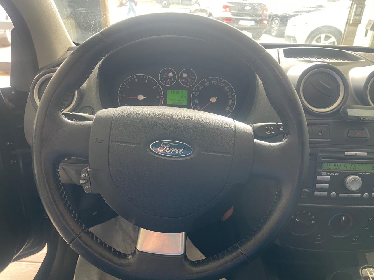 Ford Fiesta 1.2 16V 5p. Ghia - Nessun vincolo -