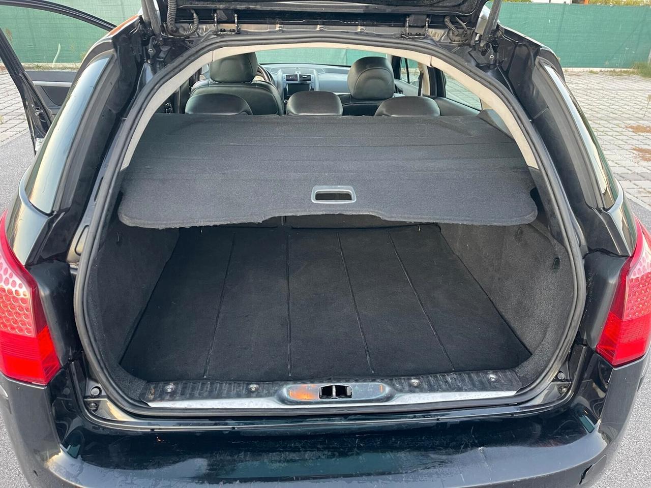 Peugeot 407 2.0 HDi SW Ciel Féline automatica