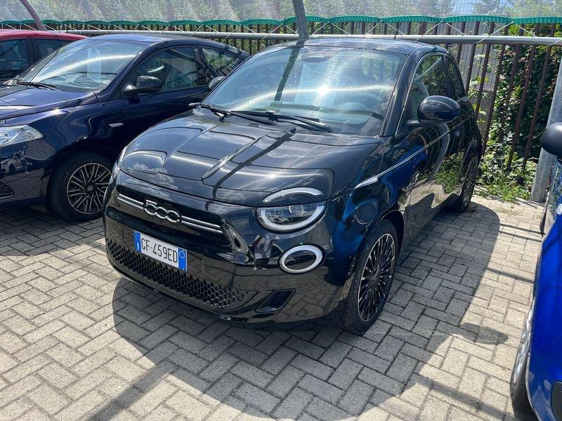 FIAT 500 500e 3+1 42 kWh La Prima