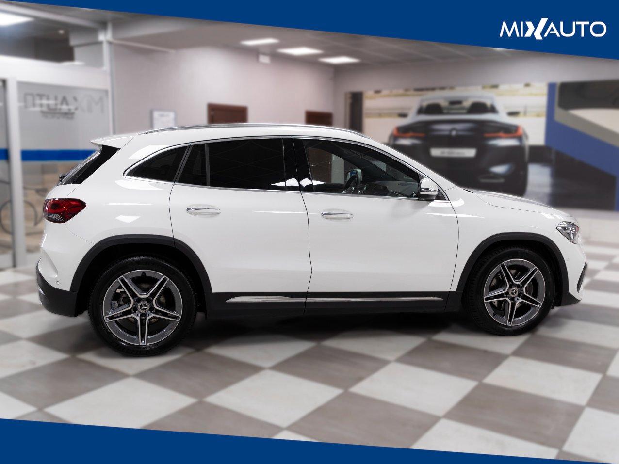 Mercedes-Benz GLA 200 D Premium