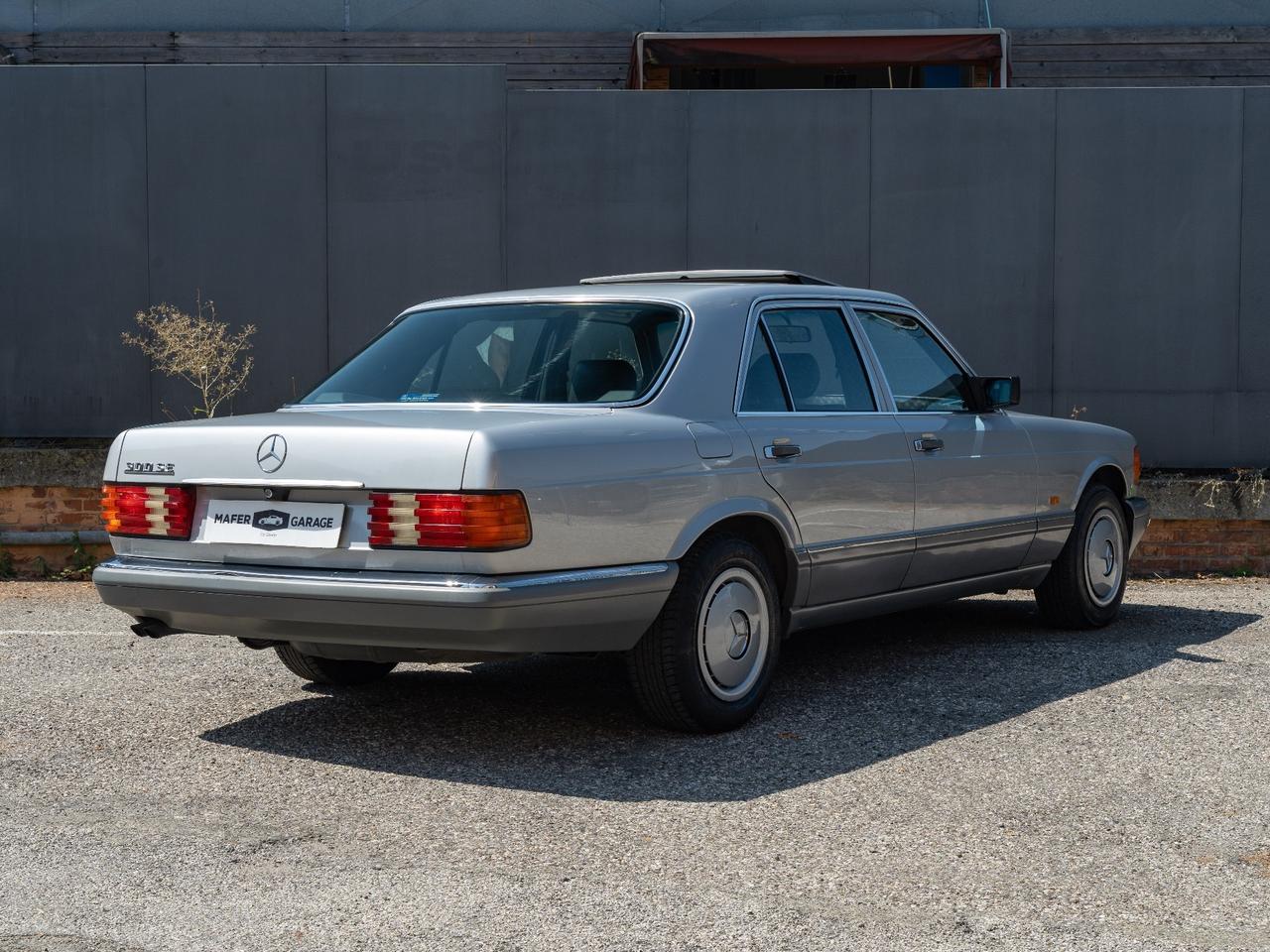 Mercedes-benz S 300 SE