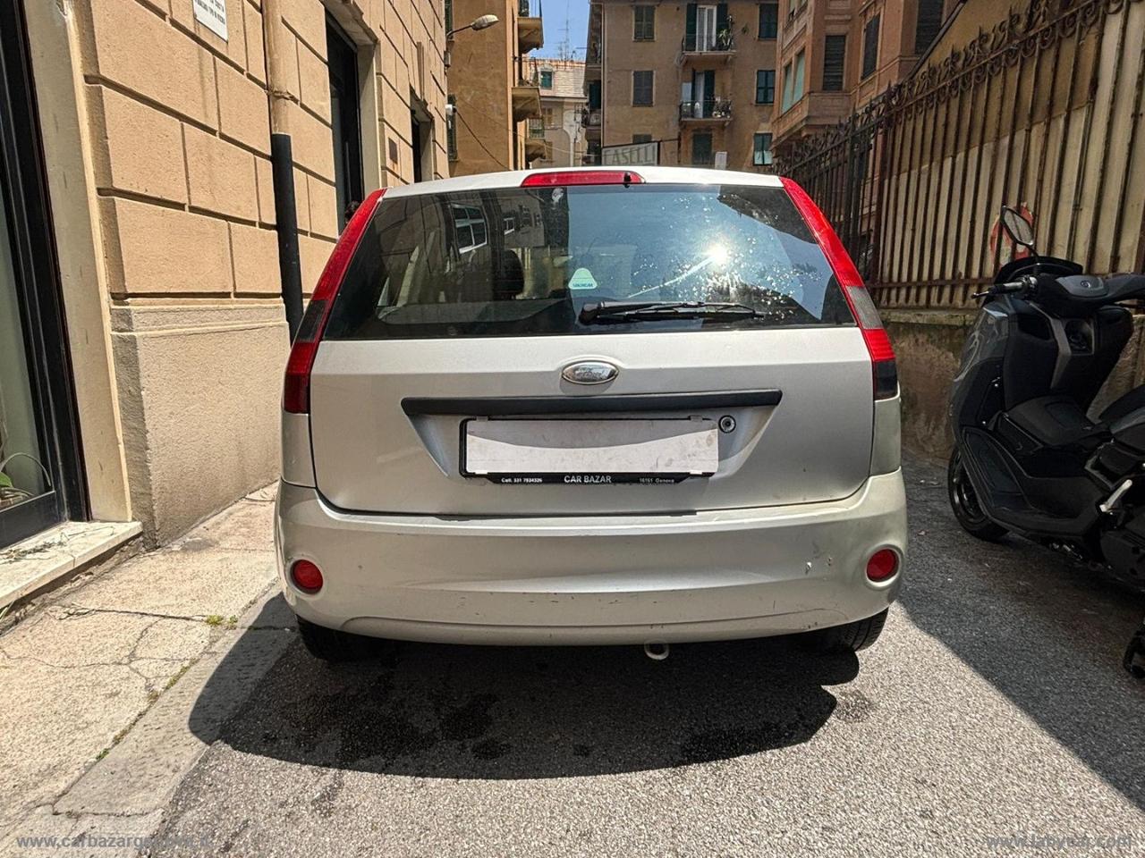 FORD Fiesta 1.2 16V 5p. Ambiente