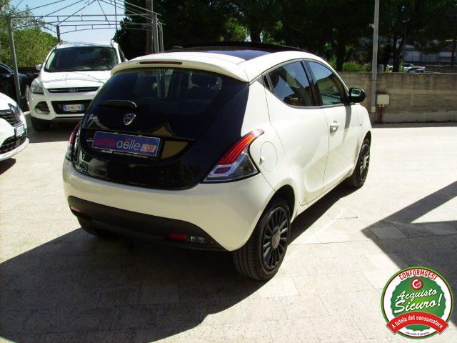 LANCIA Ypsilon 1.2 69 CV 5 porte S&S Gold