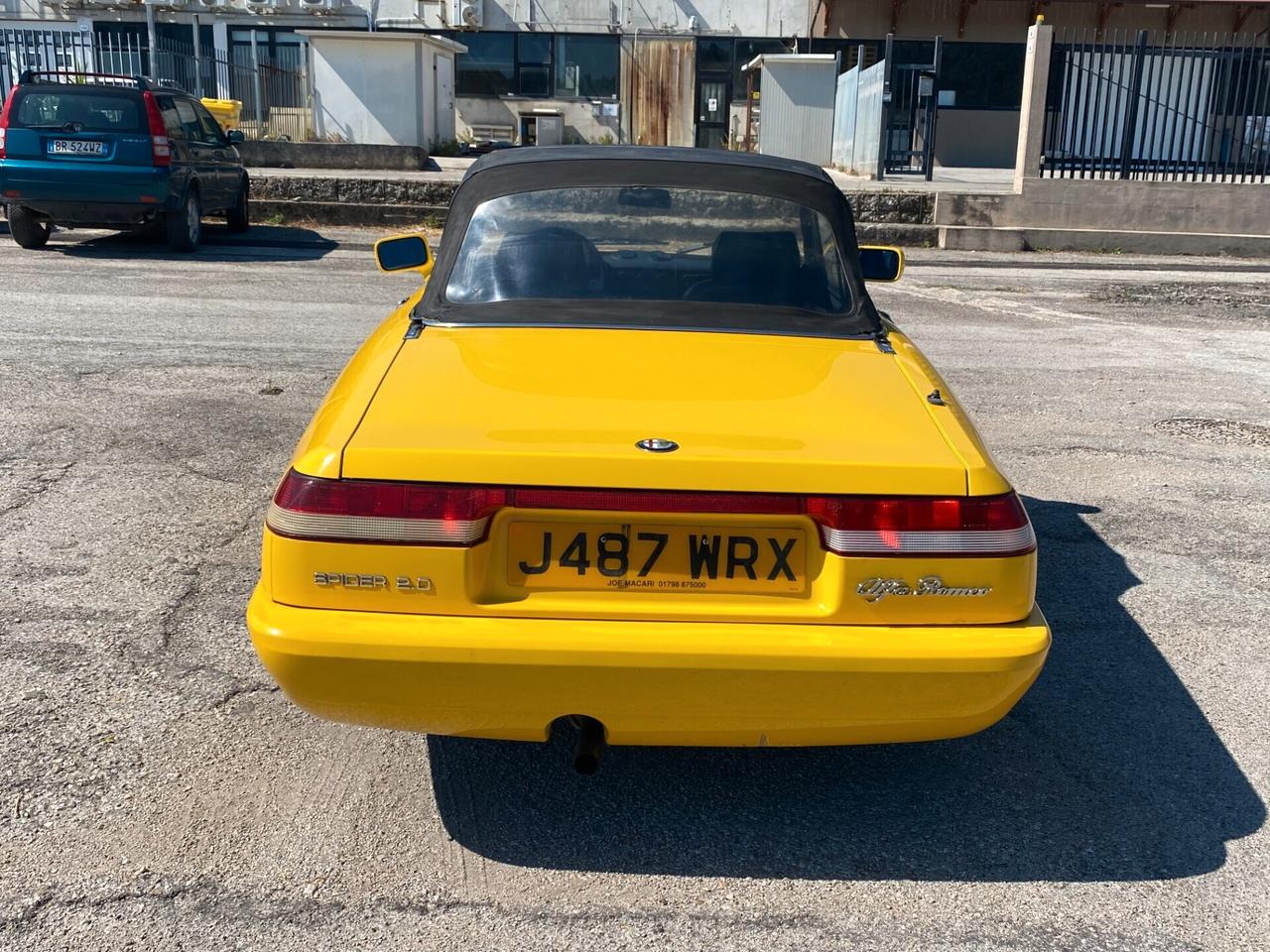 Alfa Romeo DUETTO SPIDER