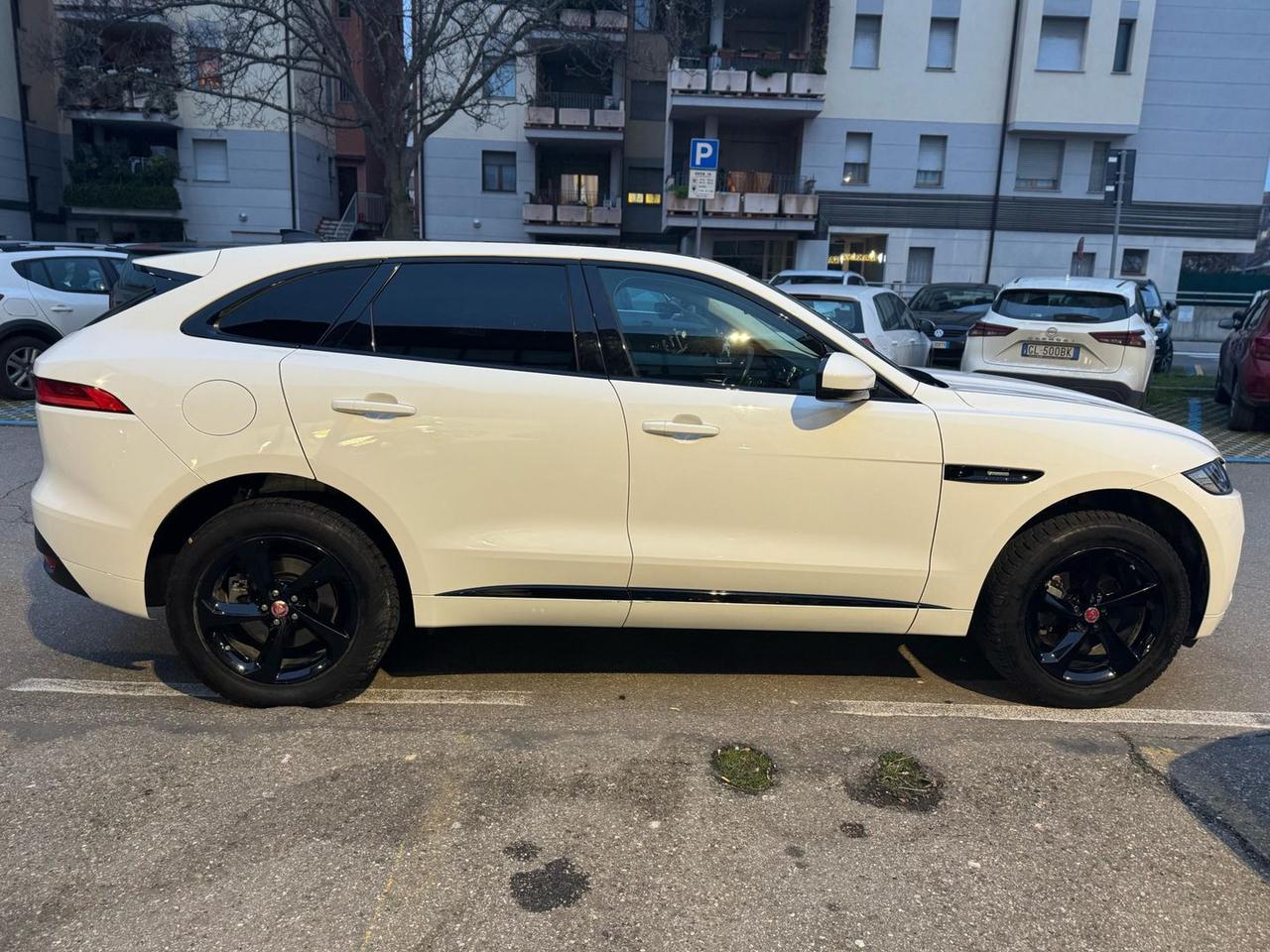 Jaguar F-Pace R-Sport 2.0 20d Turbo