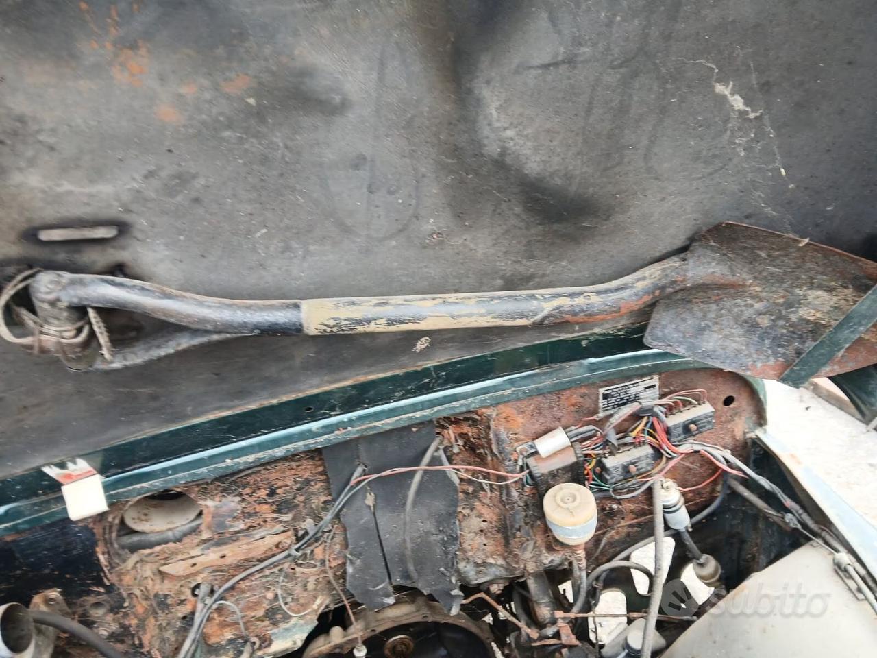 Jeep CJ-5 M 38 senza documenti motore smontato