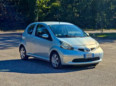 Toyota Aygo 1.0 12V VVT-i 3 porte Sol 2006-E4 Manuale NEO