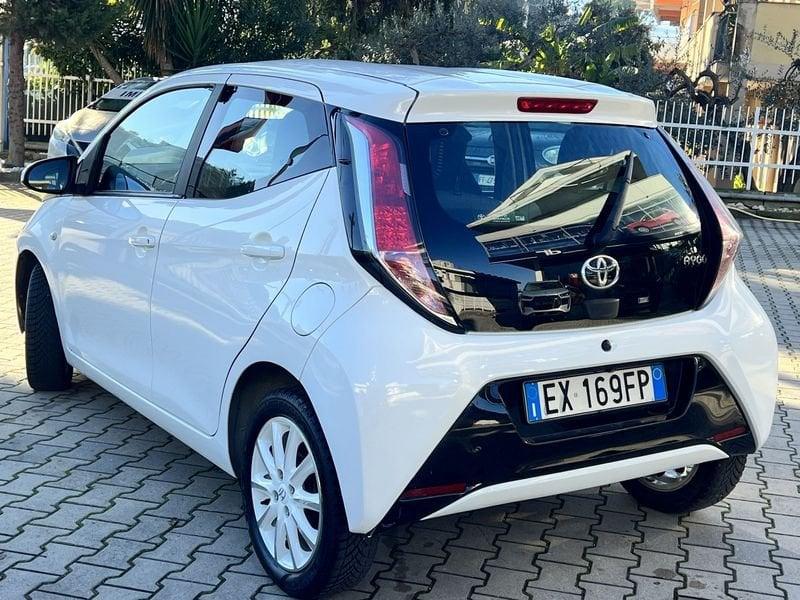 Toyota Aygo Aygo 1.0 VVT-i 69 CV 5 porte x-wave