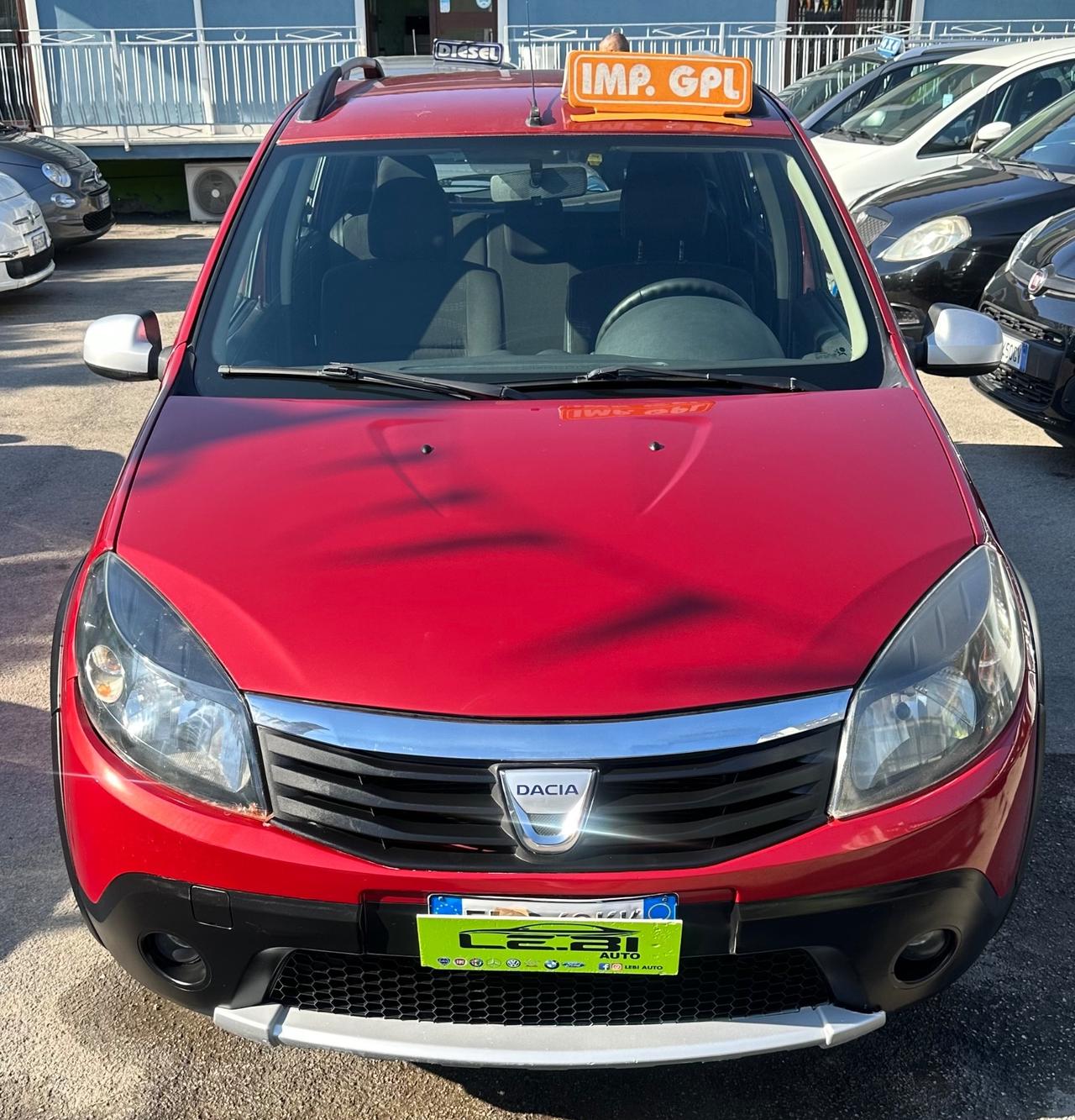 Dacia Sandero Stepway 2011 1.6 BENZ/GPL SCADENZA 2031