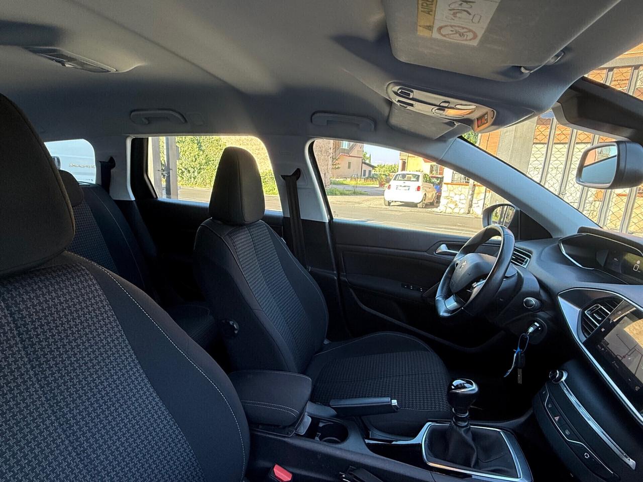 Peugeot 308 BlueHDi 130cv SW Finanziabile!!