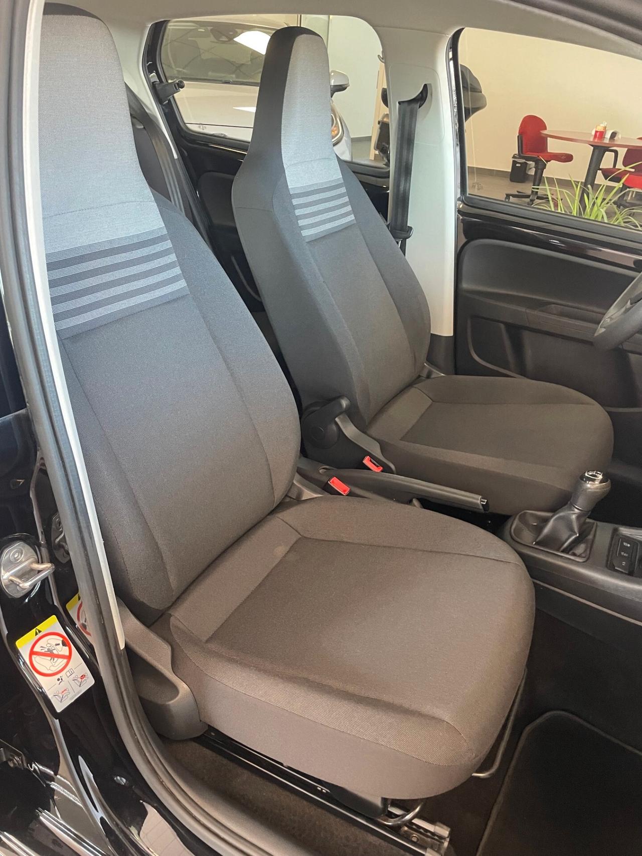 Volkswagen up! 1.0 75 CV 5p. move up!
