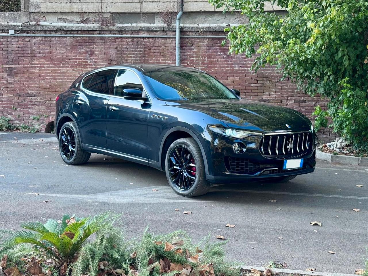 Maserati Levante V6 Diesel 275 CV AWD Granlusso, SERVICE MASERATI/FERRARI FATTURE SAMOCAR, PERFETTA, GARANZIA UFFICIALE