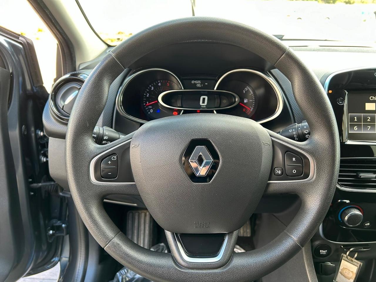 Renault Clio dCi 8V 90 CV 5 porte Moschino Life