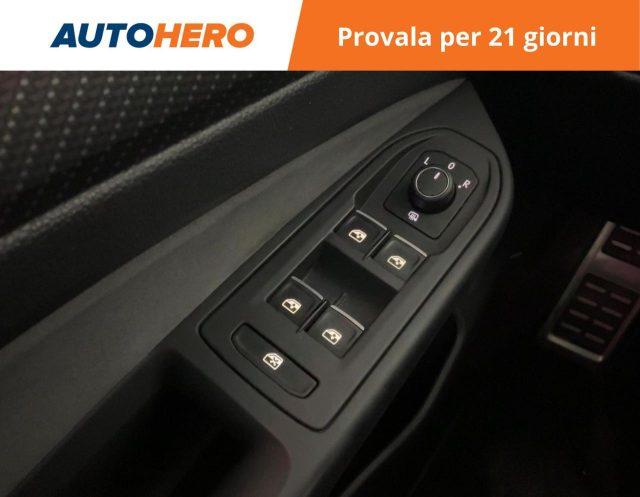 VOLKSWAGEN Golf 1.5 TSI EVO ACT R-Line