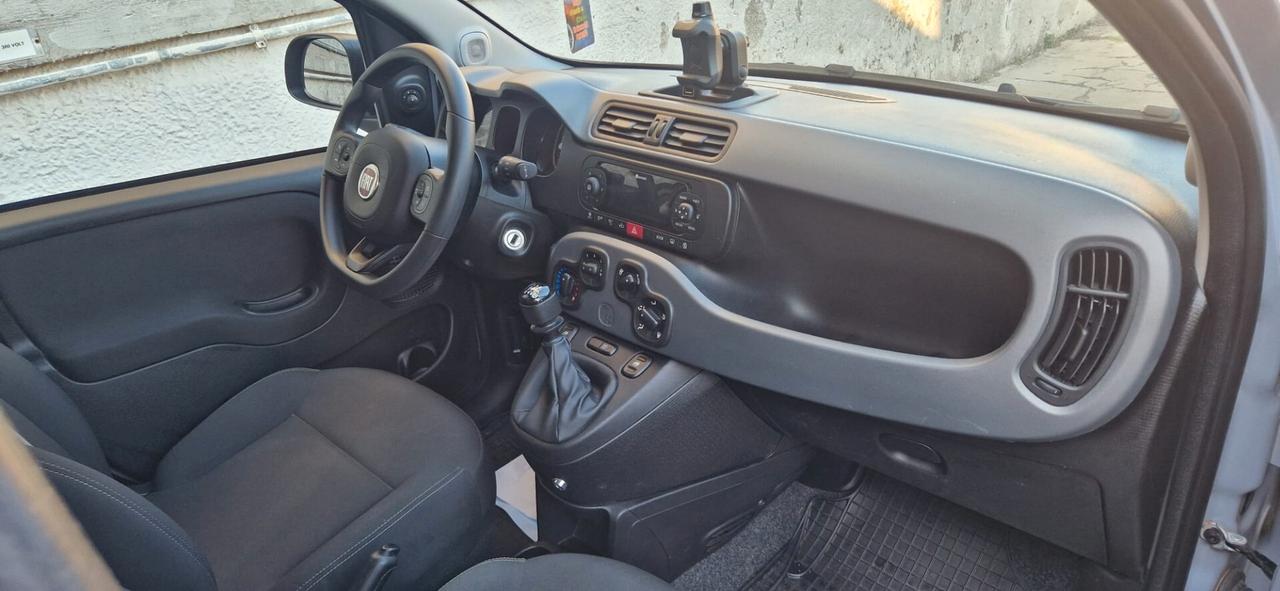 Fiat Panda 1.0 FireFly S&S Hybrid City Cross