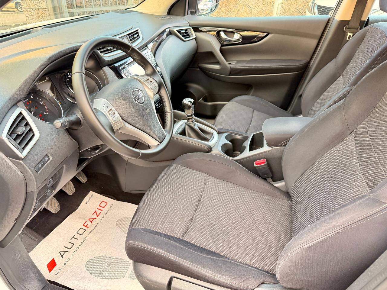 Nissan Qashqai 1.6 dCi 2WD Acenta Premium